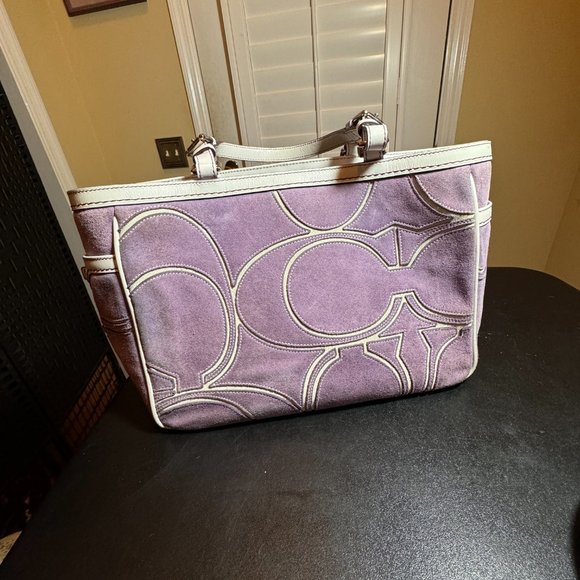 Coach lavendar suede and leather tote 9359 - Picture 13 of 15